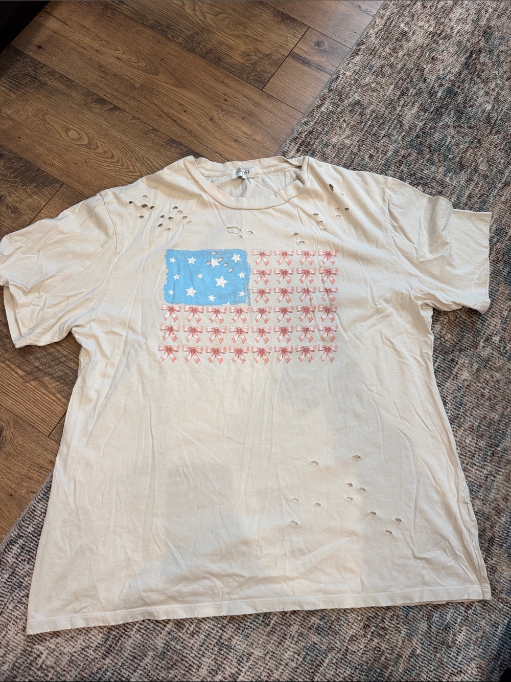 Cream Short-Sleeve Graphic Flag Tee